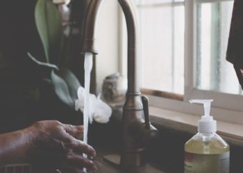 عید سے پہلے کچن کی صفائی ایک اہم مرحلہ