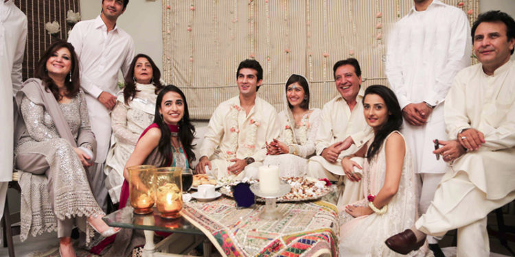 جوائنٹ یاسنگل فیملی سسٹم:شادی کےبعدکیابہتر رہےگا؟ 1 جوائنٹ یاسنگل فیملی سسٹم:شادی کےبعدکیابہتر رہےگا؟