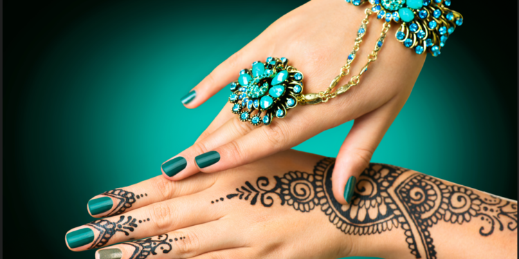 شادی سیزن کے لیے بہترین مہندی کے ڈیزائن 1 شادی سیزن کے لیے بہترین مہندی کے ڈیزائن