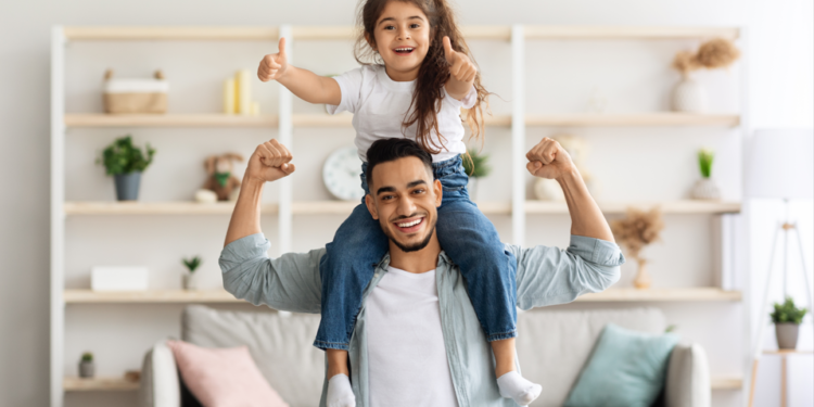 باپ کا اپنی بیٹی کے لیےبہترین تحفہ کیا ہو سکتا ہے؟ 1 باپ کا اپنی بیٹی کے لیےبہترین تحفہ کیا ہو سکتا ہے؟