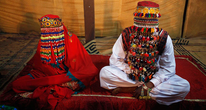 کم عمری کی شادی: سوشل میڈیا کا کیا کردار ہے؟ 1 کم عمری کی شادی: سوشل میڈیا کا کیا کردار ہے؟