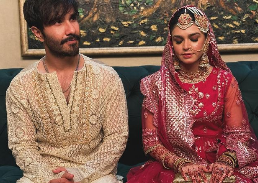 فیروز خان کی دوسری شادی: تنقید کیوں کی گئی؟
