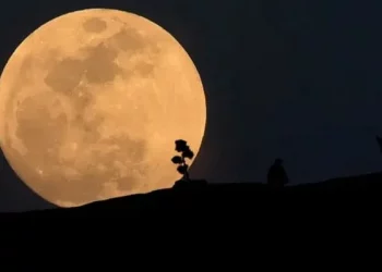 سپربلیومون : پر اسراریت اورخوبصورتی کا مظہر