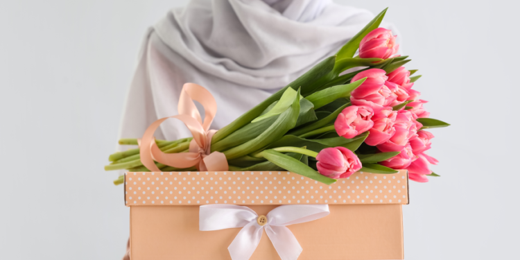 مختلف ممالک میں تحائف دینے کی رسومات 1 مختلف ممالک میں تحائف دینے کی رسومات