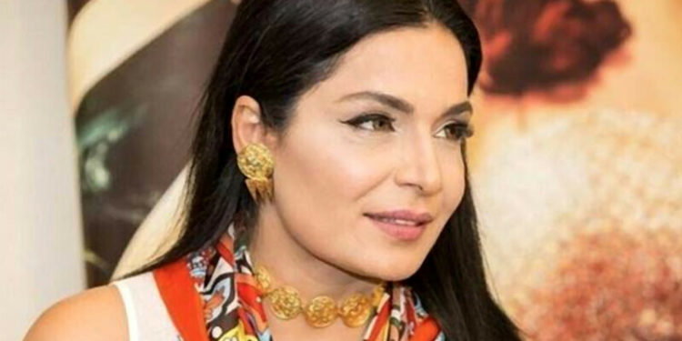 اداکارہ میرا سے کوئی شادی کیوں نہیں کرنا چاہتا؟ 1 اداکارہ میرا سے کوئی شادی کیوں نہیں کرنا چاہتا؟