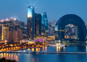 باکو سیاحت کے لیے بہترین کیوں؟