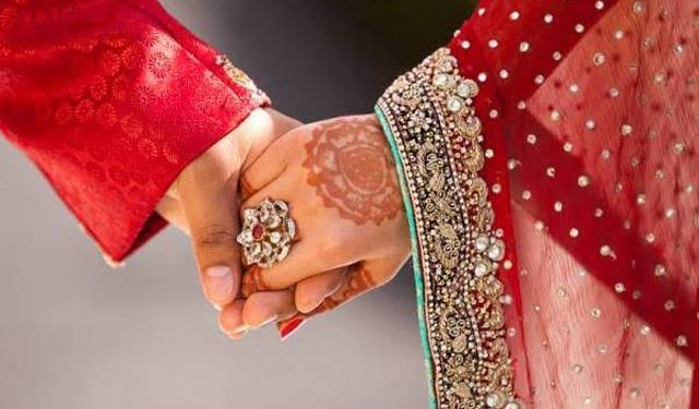 پاکستان میں شادیوں کی ناکامی کی اہم وجہ سامنے آ گئی  1 پاکستان میں شادیوں کی ناکامی کی اہم وجہ سامنے آ گئی