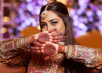 خواتین پر شادی کے لیے زیادہ دباؤ کیوں؟