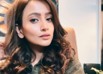 Zarnish Khan Defends Her Statement on Early Marriages