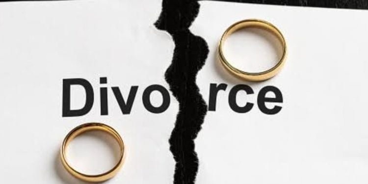 Assessing The Increase In Divorce Rates In Pakistan: What Can Be Done To Reverse The Trend? 1 Assessing The Increase In Divorce Rates In Pakistan: What Can Be Done To Reverse The Trend?