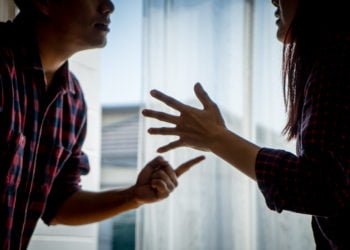 6 Mistakes You Make While Arguing With Your Partner