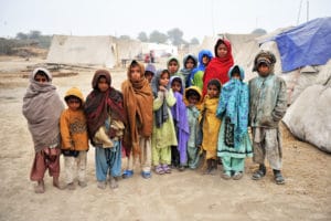 Insaniyat vs Dikhawa: Hum Kis Taraf Kharay Hain?